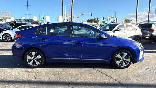 2019 Hyundai IONIQ Plug-In Hybrid Base