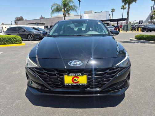 Onyx Black 2023 Hyundai ELANTRA SEL
