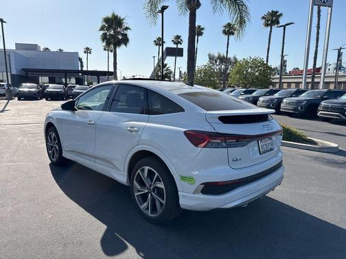 Glacier White 2023 Audi Q4 e-tron Sportback Prestige 50 quattro