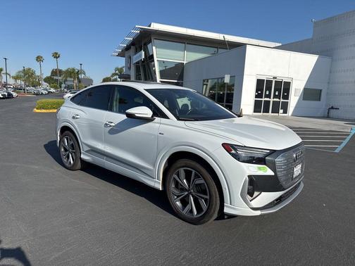 Glacier White 2023 Audi Q4 e-tron Sportback Prestige 50 quattro
