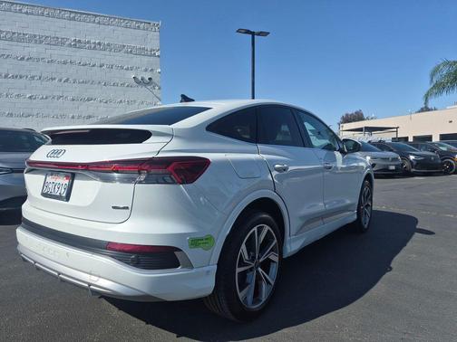 Glacier White 2023 Audi Q4 e-tron Sportback Prestige 50 quattro