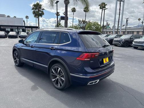 Atlantic Blue Metallic 2022 Volkswagen Tiguan 2.0T SEL R-Line 4MOTION