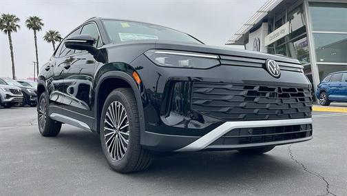2025 Volkswagen Tiguan 2.0T S