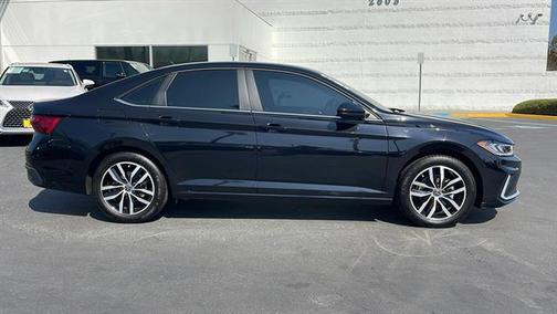 2025 Volkswagen Jetta 1.5T SE