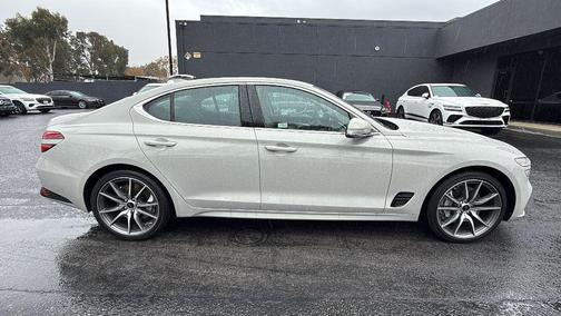 2026 Genesis G70 2.5T RWD