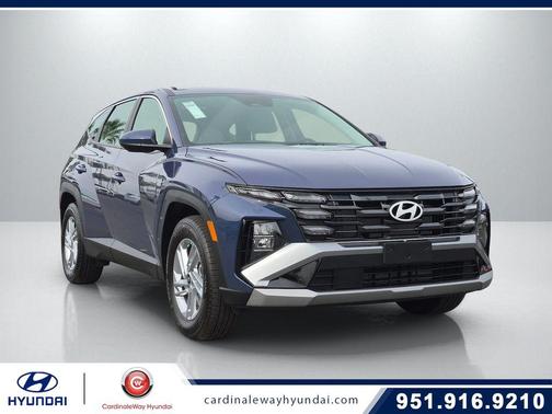 2025 Hyundai TUCSON SE