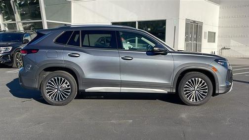 2025 Volkswagen Tiguan 2.0T S