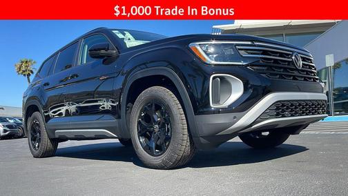 Deep Black Pearl 2025 Volkswagen Atlas 2.0T Peak Edition