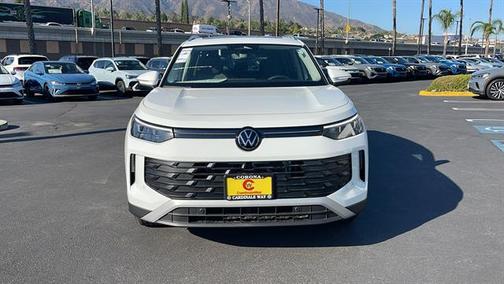 2025 Volkswagen Tiguan 2.0T SE 4MOTION