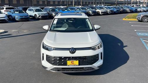2025 Volkswagen Tiguan 2.0T SE 4MOTION