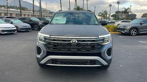 2026 Volkswagen Atlas Peak Edition