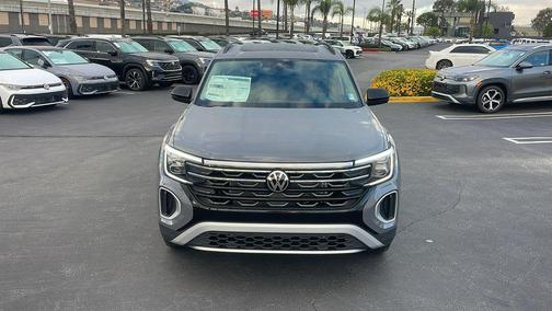 2026 Volkswagen Atlas Peak Edition