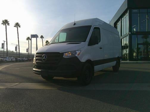 2023 Mercedes-Benz Sprinter 2500 Standard Roof