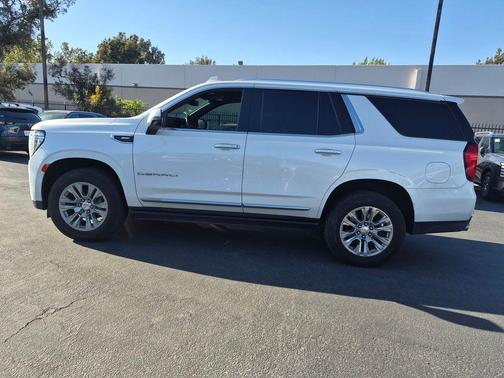 White Frost 2021 GMC Yukon Denali