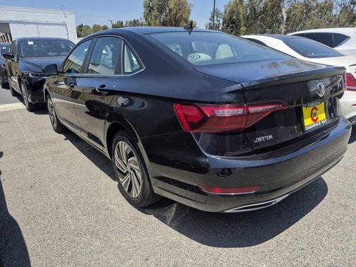Deep Black 2020 Volkswagen Jetta 1.4T SEL Premium