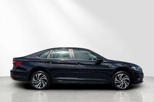 Deep Black 2020 Volkswagen Jetta 1.4T SEL Premium