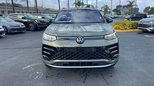 2026 Volkswagen Tiguan 2.0T SEL R-Line 4MOTION