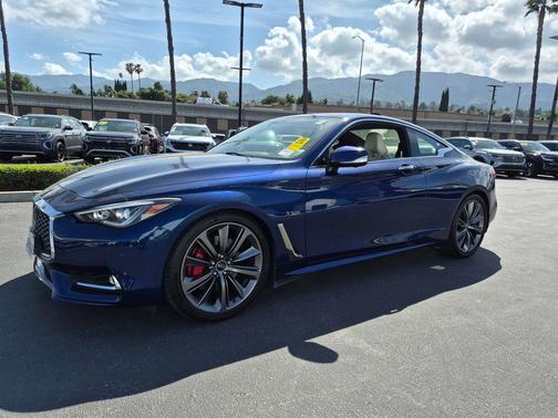 2018 INFINITI Q60 3.0t Red Sport 400