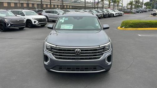 2025 Volkswagen Atlas 2.0T SE