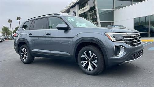 2025 Volkswagen Atlas 2.0T SE
