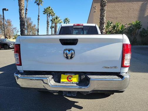 2024 RAM 2500 Tradesman Crew Cab 4x4 8' Box