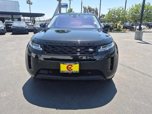 Santorini Black Metallic 2021 Land Rover Range Rover Evoque SE