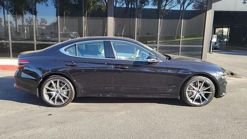 2026 Genesis G70 2.5T RWD Prestige