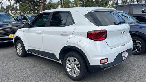 2021 Hyundai VENUE SE