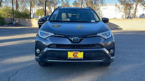 2018 Toyota RAV4 Hybrid XLE