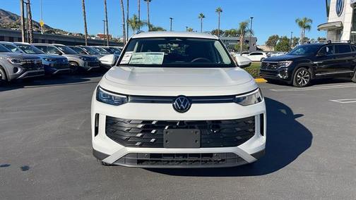 2025 Volkswagen Tiguan 2.0T SE