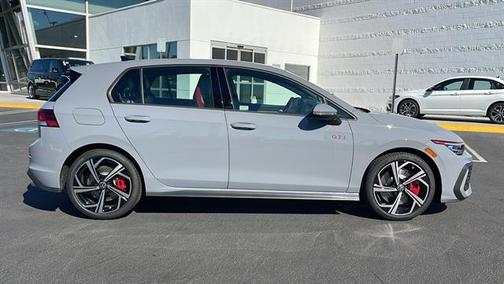 2025 Volkswagen Golf GTI 2.0T SE DSG