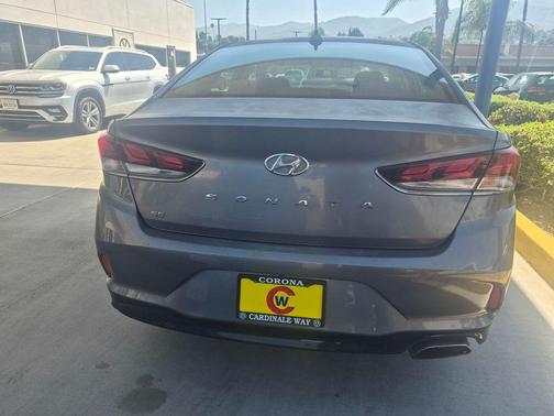 Machine Gray 2018 Hyundai SONATA SE