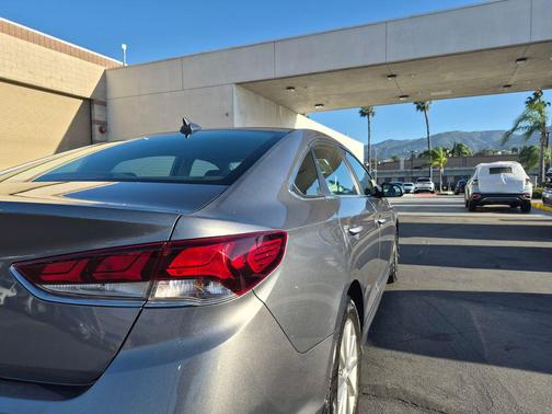 Machine Gray 2018 Hyundai SONATA SE