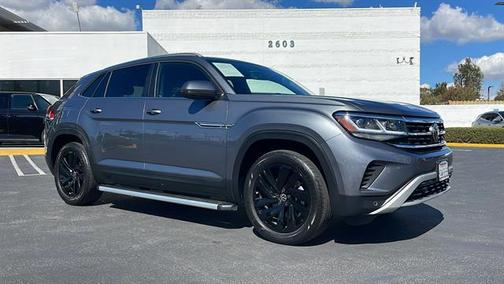 2022 Volkswagen Atlas Cross Sport 2.0T SE w/Technology