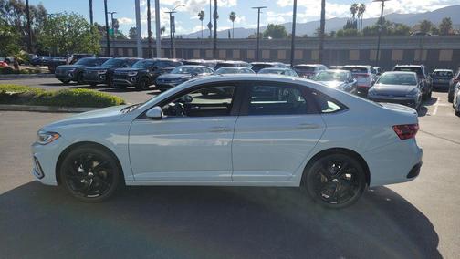 2026 Volkswagen Jetta 1.4T SE