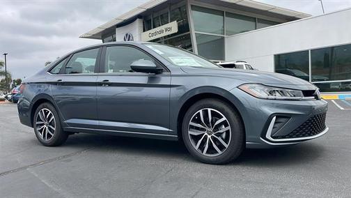 2025 Volkswagen Jetta 1.5T SE