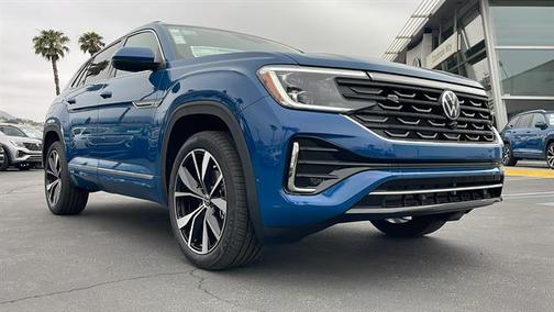 2025 Volkswagen Atlas Cross Sport 2.0T SEL Premium