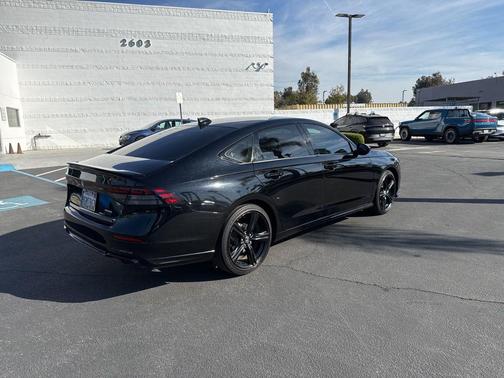 2023 Honda Accord Hybrid Sport-L