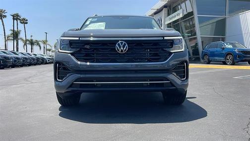 2025 Volkswagen Atlas 2.0T SEL Premium R-Line 4MOTION