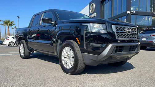 2023 Nissan Frontier SV