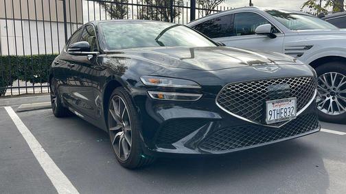 2025 Genesis G70 2.5T RWD