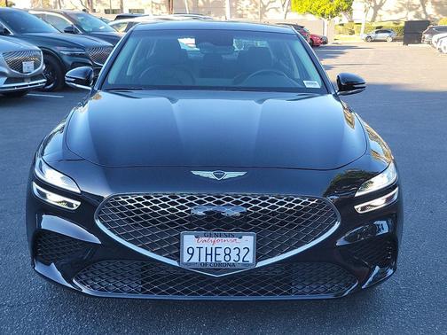 2025 Genesis G70 2.5T RWD