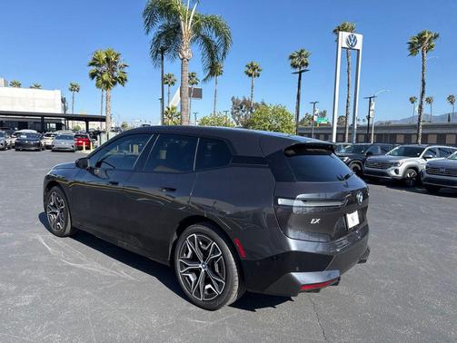 Dark Graphite Metallic 2024 BMW iX xDrive50
