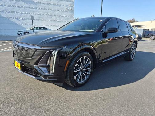 Stellar Black Metallic 2024 Cadillac LYRIQ Sport