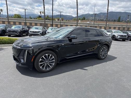 Stellar Black Metallic 2024 Cadillac LYRIQ Sport