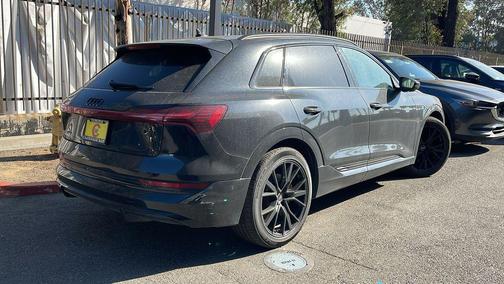 2023 Audi e-tron Premiumwe