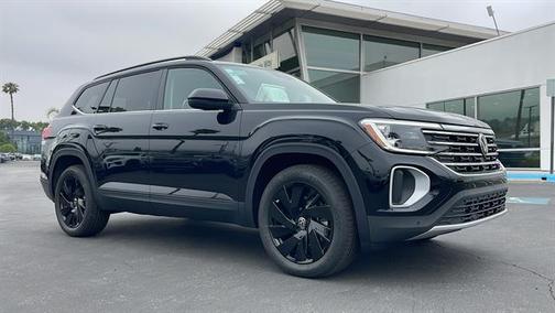 2025 Volkswagen Atlas 2.0T SE w/Technology 4MOTION
