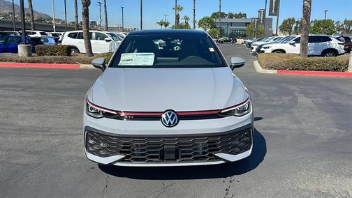 2025 Volkswagen Golf GTI 2.0T SE DSG