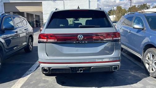 2025 Volkswagen Atlas 2.0T Peak Edition
