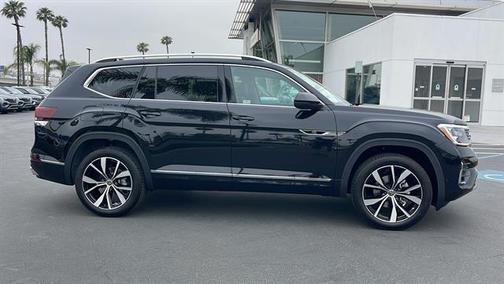 2025 Volkswagen Atlas 2.0T SEL Premium R-Line 4MOTION